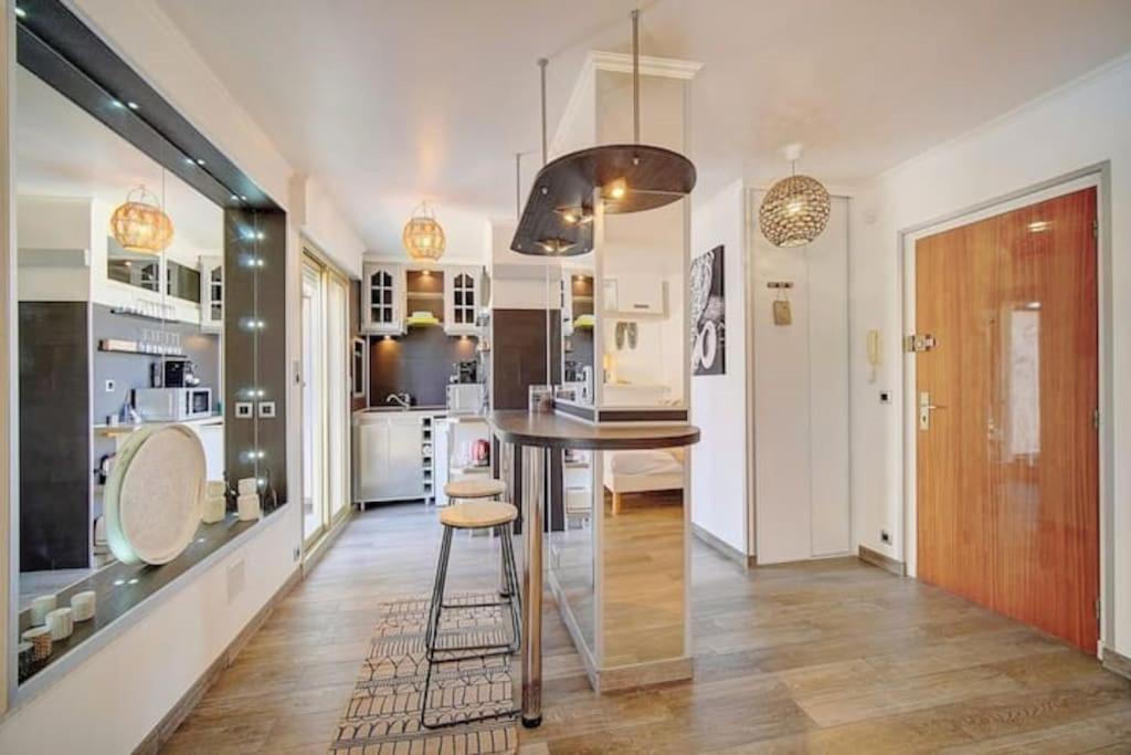 Beautiful 28M2 Studio With Balcony Cannes Bagian luar foto