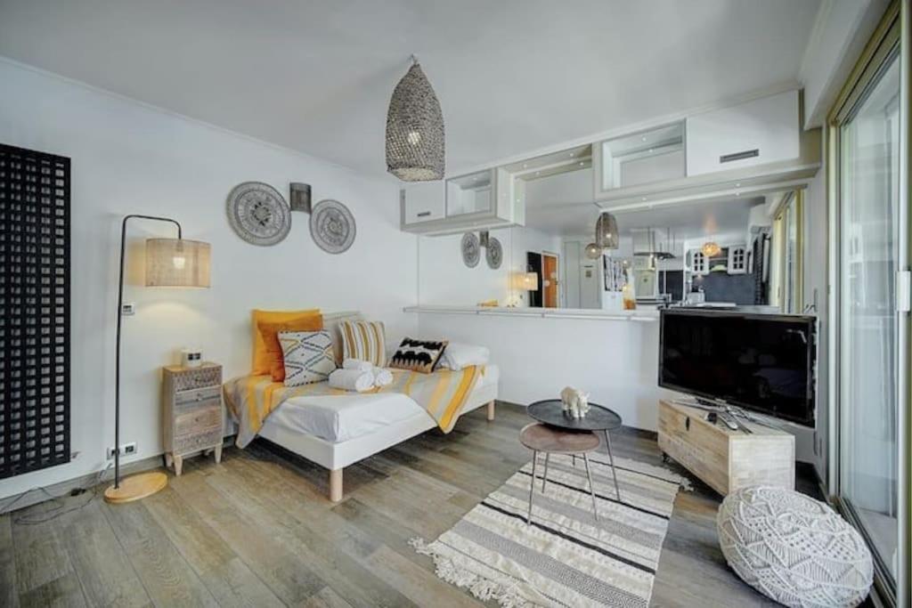 Beautiful 28M2 Studio With Balcony Cannes Bagian luar foto