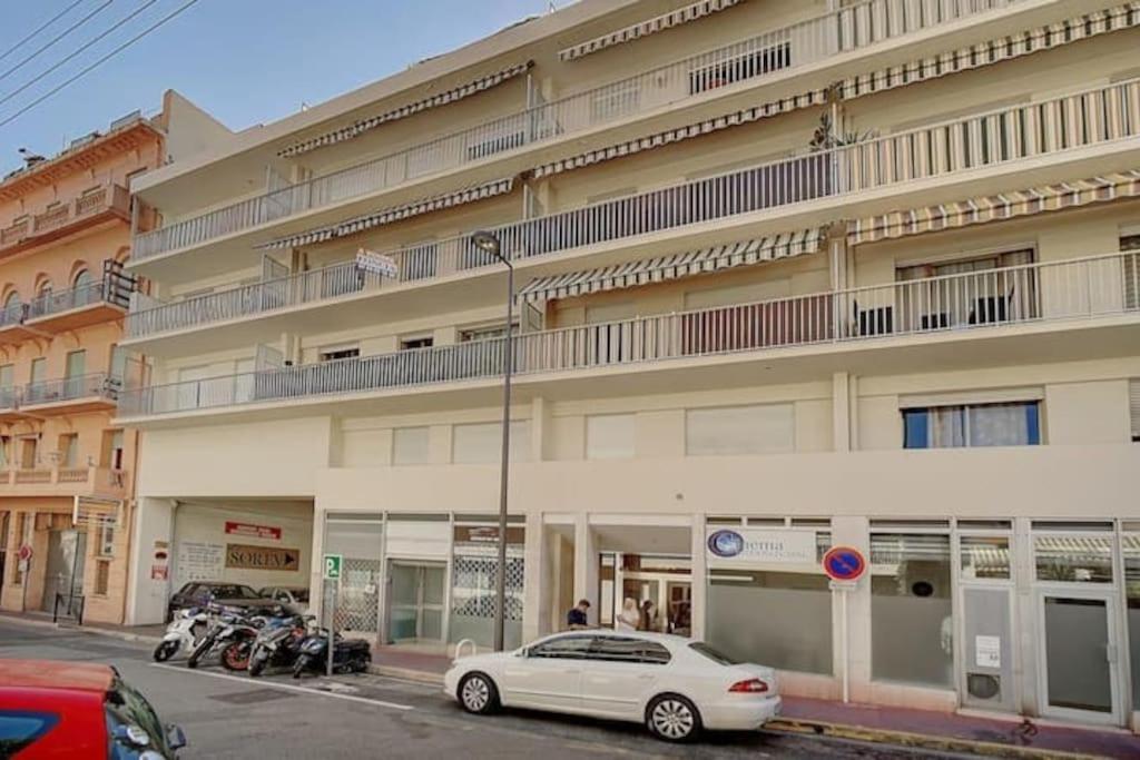 Beautiful 28M2 Studio With Balcony Cannes Bagian luar foto